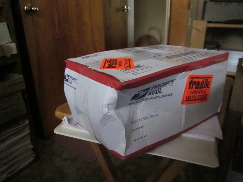 خراب شدن بستهبندی سفارش از فروشگاه اینترنتی